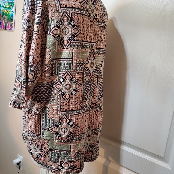 Bobbie Brooks Top Blouse - Picture 5 of 9